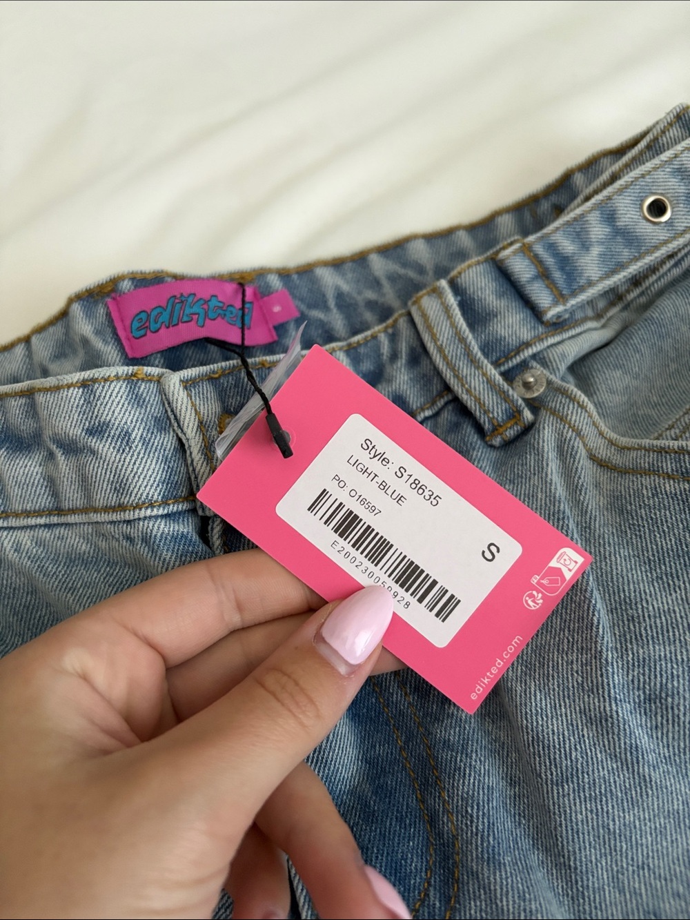 Low Rise Edkited Jeans - Picture 2 of 7
